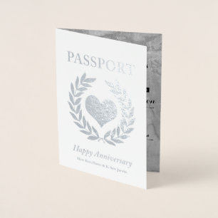 Cartão Metalizado Passaporte Prateado do Partido do Aniversário Feli