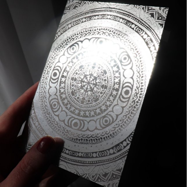 Cartão Metalizado Testemunha de Lua Tripla de Mandala (Criador carregado)