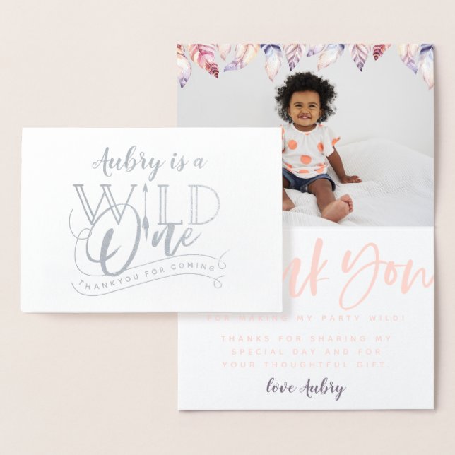 Cartão Metalizado Um primeiro aniversario selvagem obrigado de foto  (Exibição)