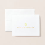 Cartão Metalizado Vintage Modern Dourado Monograma Inicial Folheto<br><div class="desc">As iniciais estilizadas do seu nome ou nome comercial se tornam um logotipo clássico e moderno neste design de cartão luxo dobrado. Esta design faz parte de uma série de produtos de escritório e artigos de papelaria coordenadores. Art e design por Design Studio 1201AM | www.1201am.com</div>