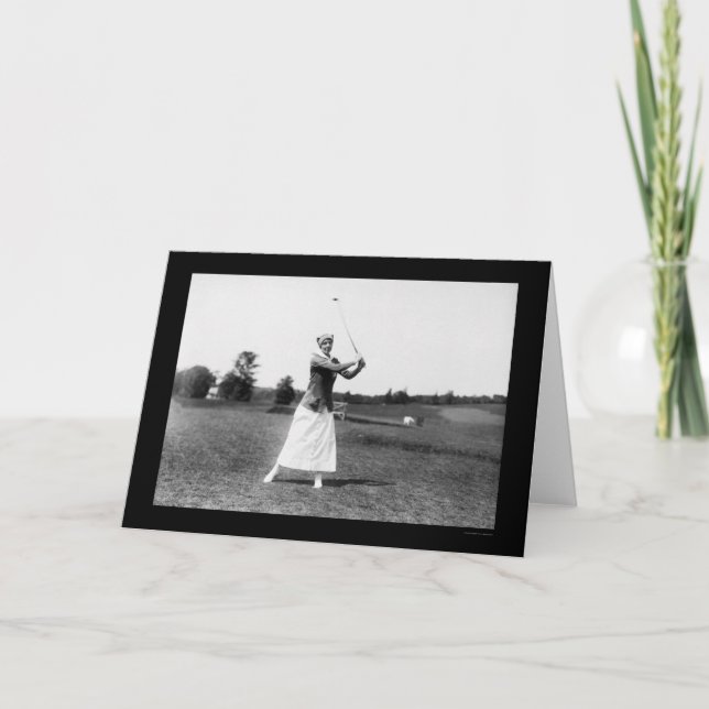 Cartão Miss E. Pickhardt Playing Golf 1914 (Frente)