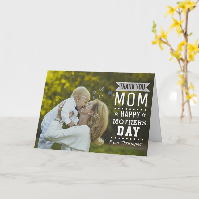 Cartão Modern Typography Overlay Happy Mother's Day Photo (Flor Amarela)