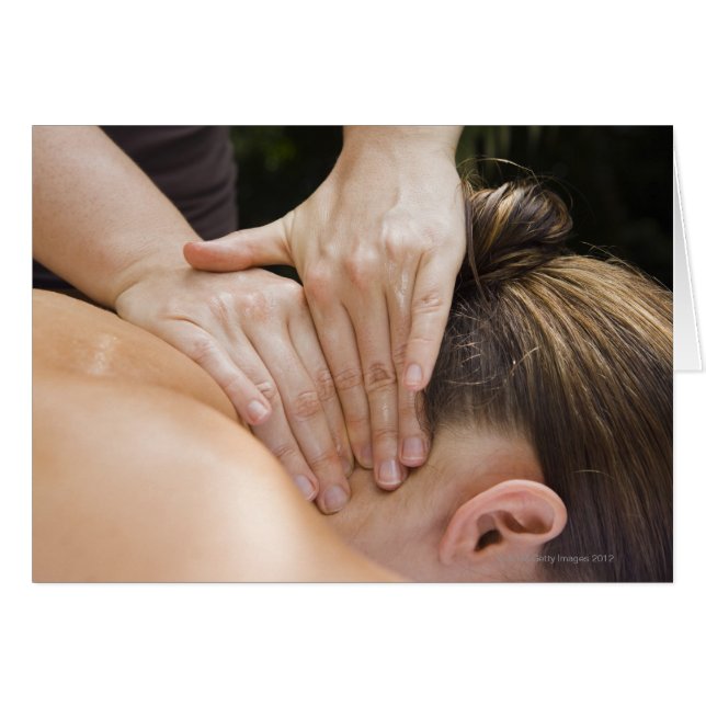 Cartão Mulher que recebe tratamento termal (Frente Horizontal)