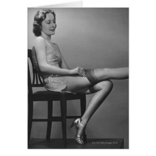 Cartão Mulher Sentada em Cadeira