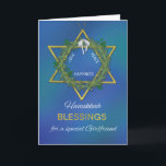 Cartão Namorada Hanukkah Bênção Estrela de David<br><div class="desc">Este festival de luzes você pode enviar desejos de bênçãos ao seu namorada especial usando este cartão de aparência dourada que mostra a Estrela de David com uma bela coroa na frente. Traga-lhe uma cópia disso hoje! (As letras douradas e as estrelas são criadas digitalmente.)</div>