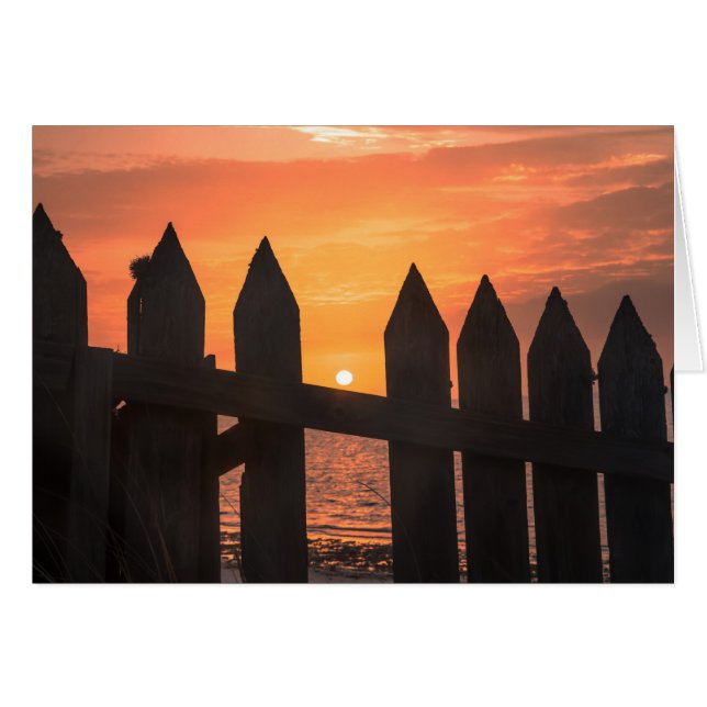 Cartão nascer do sol através de uma cerca (Frente Horizontal)