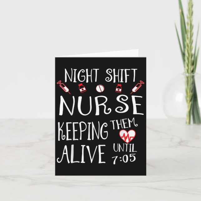 Cartão Night Shift Nurse Funny Nursing Hostal Funny Rn Qu (Frente)