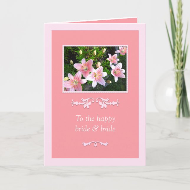 Cartão Noivas Pink Lilies Bride & Bride Casamento (Frente)