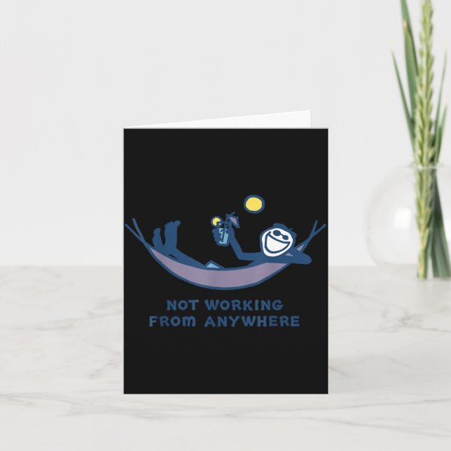 Cartão Not Working From Anywhere Funny Vacation Remote Wo (Frente)