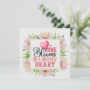 Cartão O Amor Floresce no Coração de uma Mãe I Flores Cor