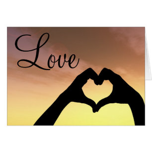 Cartão O coração dado forma entrega a silhueta