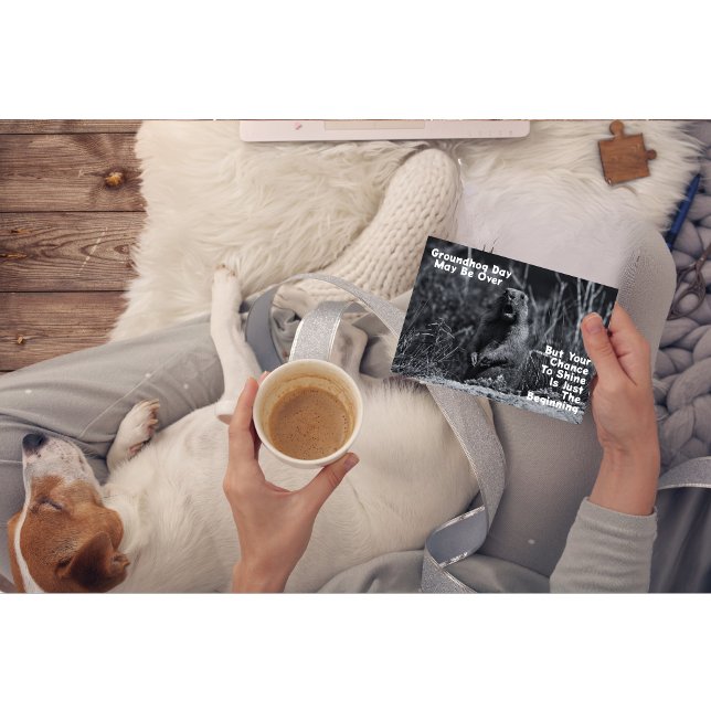 Cartão O Dia Da Marmota Pode Ter Acabado. (Criador carregado)