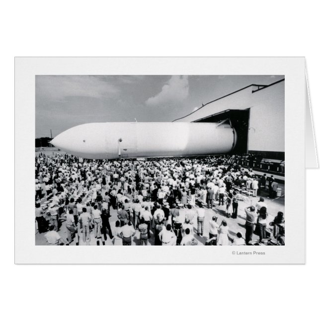 Cartão O Primeiro Tanque Externo de Encerramento Espacial (Frente Horizontal)