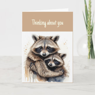 Cartão Olá! Pensando em vocês dois Casais Raccoon Hugs