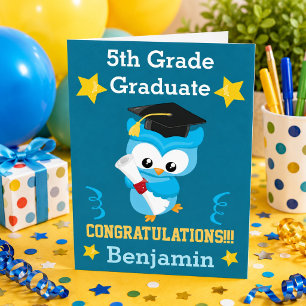 Cartão Orgulhoso de Coruja! Formatura Cute da 5ª Série