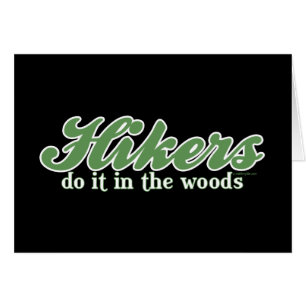 Cartão Os caminhantes fazem-no nas madeiras