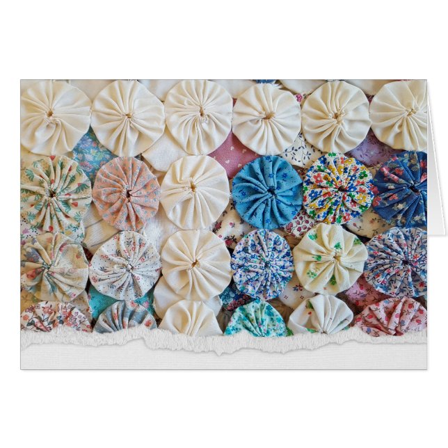 Cartão Padrão Antiquado de Quilt para Aniversário (Frente Horizontal)