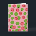 Cartão Padrão de Fruta de goiaba<br><div class="desc">Está chovendo fruta de goiaba! Design de padrão de fruta de goiaba de verão bonito. Presente de aniversário ideal,  decoração infantil,  arte de quarto infantil,  decoração doméstica,  presente de Natal ou presente para qualquer outra ocasião especial.</div>