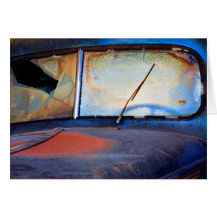 Cartão Para-brisas de um velho caminhão enferrujado