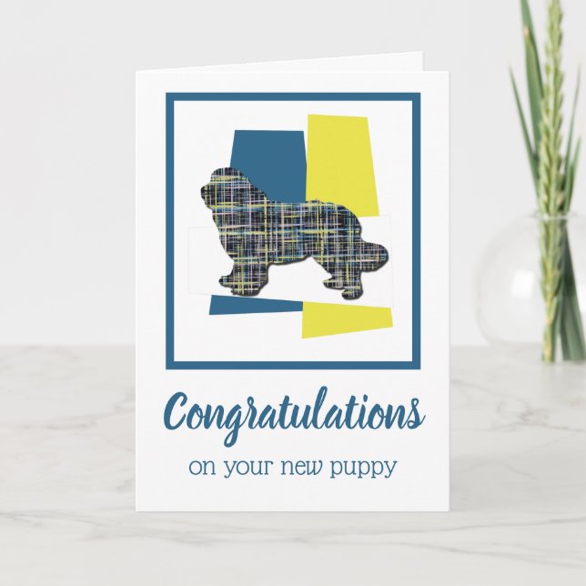 Cartão Parabéns de Cachorro da Terra Nova Saudação (Frente)