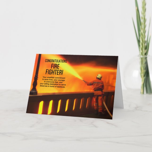 Cartão Parabéns de Formando de bombeiro (Frente)