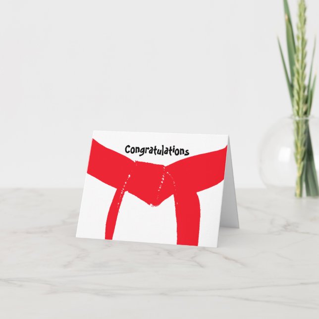 Cartão Parabéns do Cinturão Vermelho de Artes Marciais (Frente)