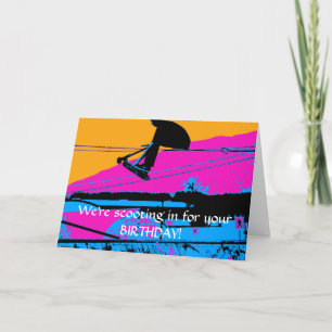 Cartão Patinete de Voo Alto com Agregação de Cauda