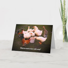 Cartão Patos e Galinhas Comendo Aniversário Engraçado