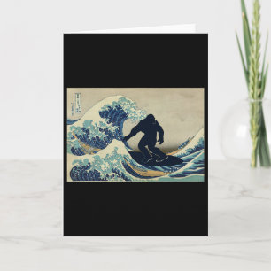Cartão Pé Grande Surfando a Grande Onda de Kanagawa 
