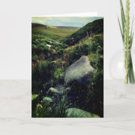 Cartão Pedras , na colina