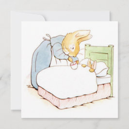 Cartão Peter Rabbit na cama (sendo alimentado pela mãe)