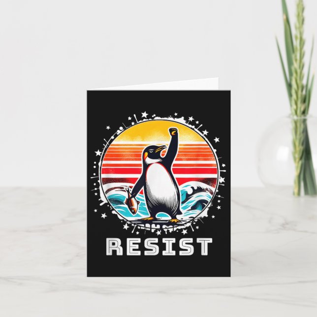 Cartão Pinguim Engraçado Resiste Pinguins em Protesto Con (Frente)