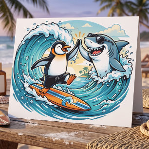 Cartão Pinguim Surfista e Tubarão Cumprimentam-se com o P