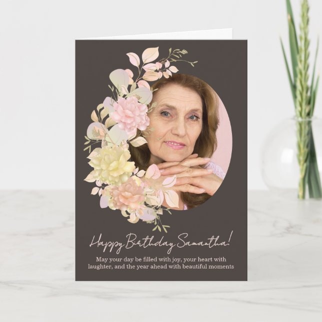 Cartão Pink Blush Floral Photo Frame Birthday Greeting (Frente)