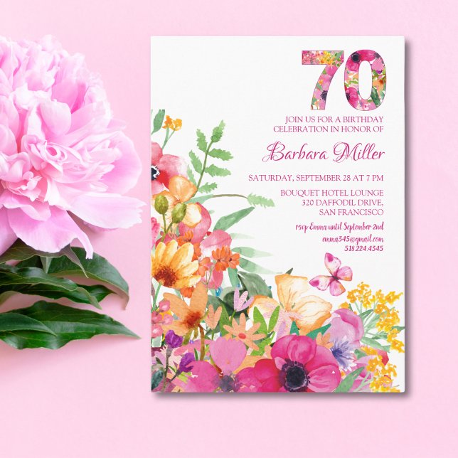Cartão plano de convite à flor de 70 aniversários (Criador carregado)