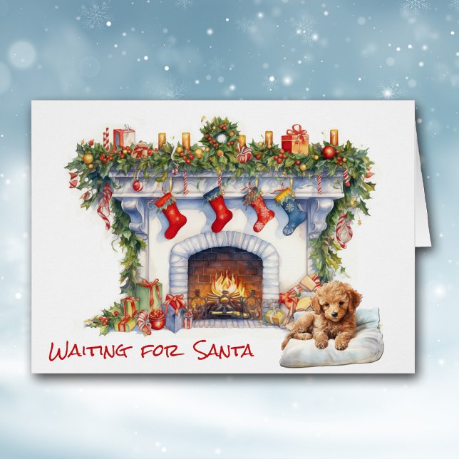 Cartão Poodle Puppy Esperando na Lareira de Natal de Papa (Criador carregado)