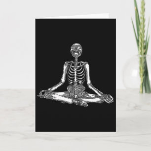 Cartão Pose de Yoga Assustador Fantasia de Esqueleto de H