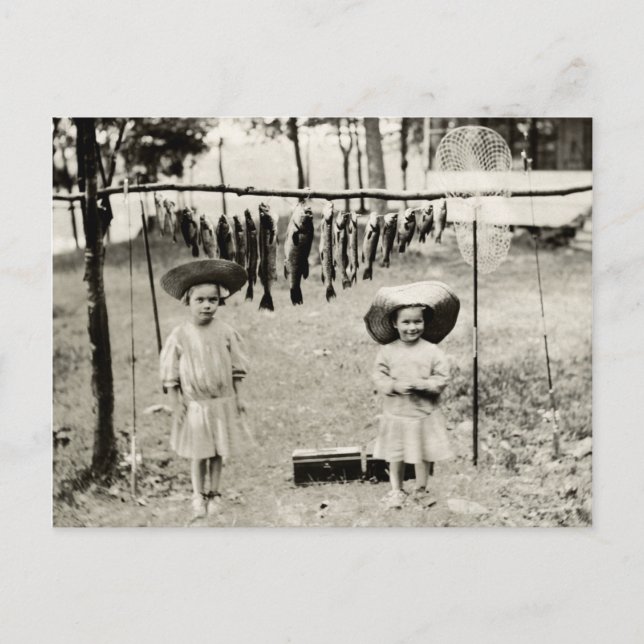 Cartão Postal 1890 Garotas A Pescar (Frente)