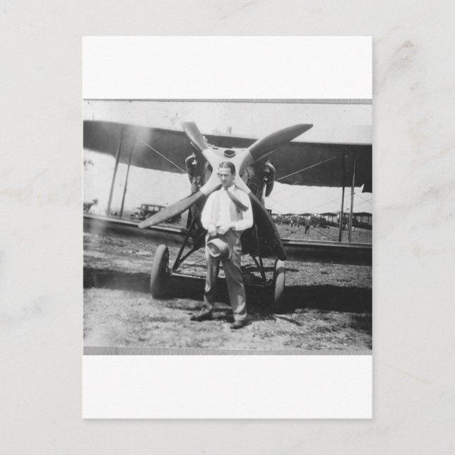 Cartão Postal 1920's Man with Airplane (Frente)