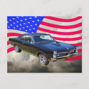 Cartão Postal 1967 Pontiac GTO e bandeira americana