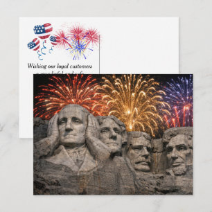 Cartão Postal 4 de Julho Humor de Mount Rushmore com Fogos de Ar