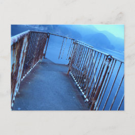 Cartão Postal A mysterious and blue-gray and desolate seaside