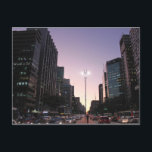 Cartão Postal A Noite Na Avenida Paulista - São Paulo<br><div class="desc">No meio da hora do rush, a Avenida Paulista é cheio de carros, ônibus e pedestres fazendo seu curso noturno. A silhueta dos prédios, o caminho da bicicleta e a chegada e a ida do carro frenético. Este é um dos centros financeiros mais importantes da América Latina.</div>