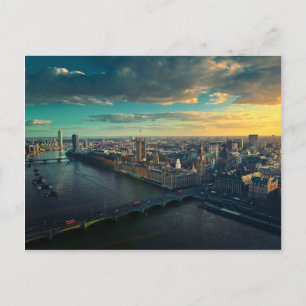 Cartão Postal A paisagem urbana de Londres com Sunset