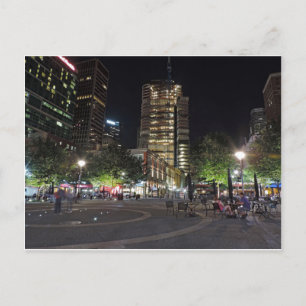 Cartão Postal A Torre na PNC Plaza à Noite