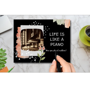 Cartão Postal A Vida É Como Um Piano Inspirador