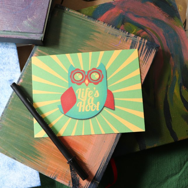 Cartão Postal A vida é uma coruja Hoot (Criador carregado)