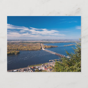 Cartão Postal Acima do rio Mississippi e da barragem em Alma