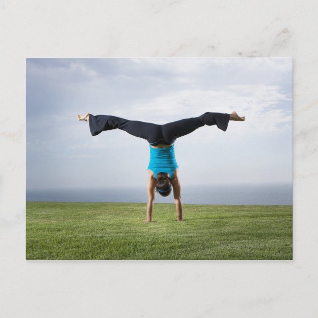 Cartão Postal Acrobatas e Contorcionistas 2 (Frente)