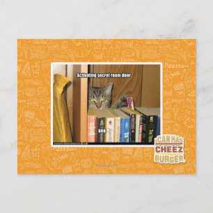 Cartão Postal Activating Secret Room Door